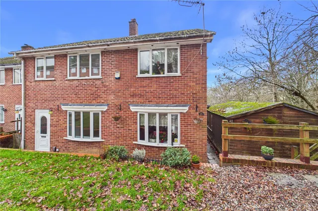 Pine Ridge, Newbury, RG14, photo 1