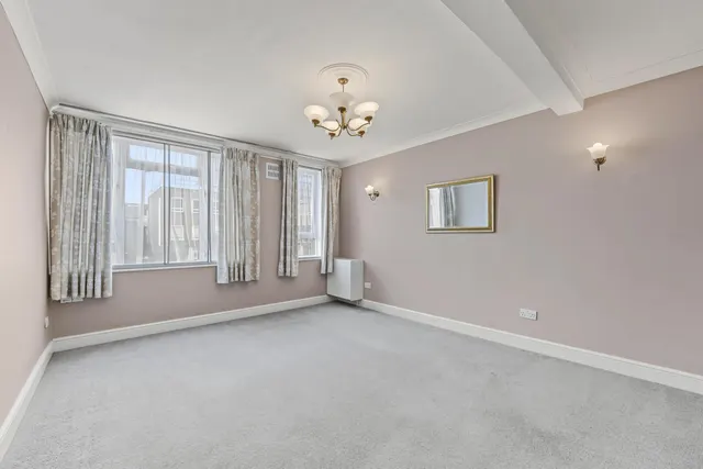 London Road, Enfield, EN2, photo 1