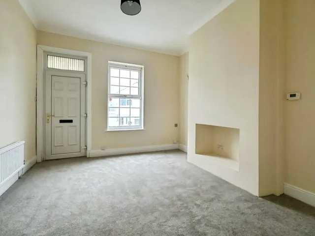 Grattan Street, Rotherham, S61, photo 3