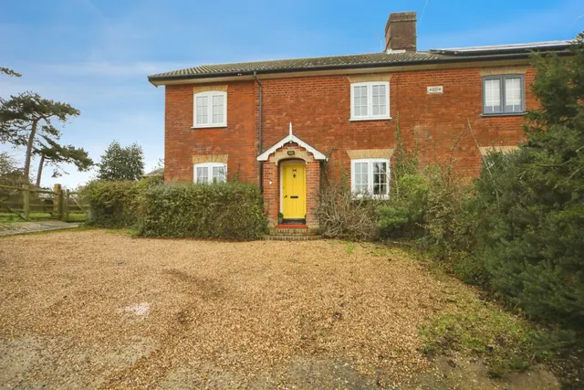Wickham Market Road, Easton, IP13, photo 1
