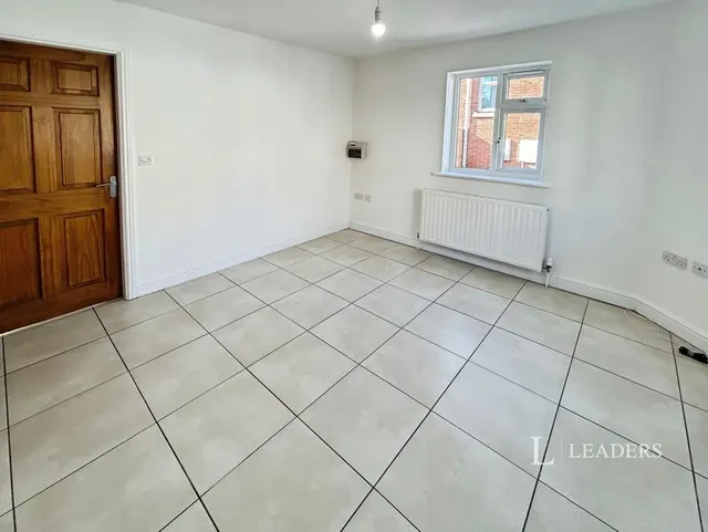 Eastgate, Bourne, PE10, photo 3