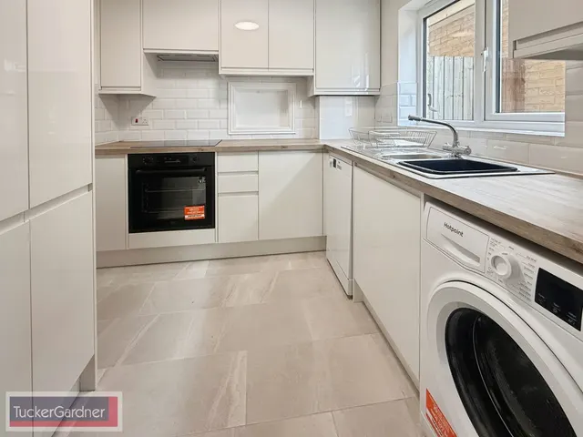 James Nurse Close, CB1, photo 1