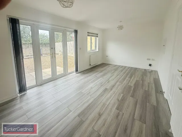 James Nurse Close, CB1, photo 2