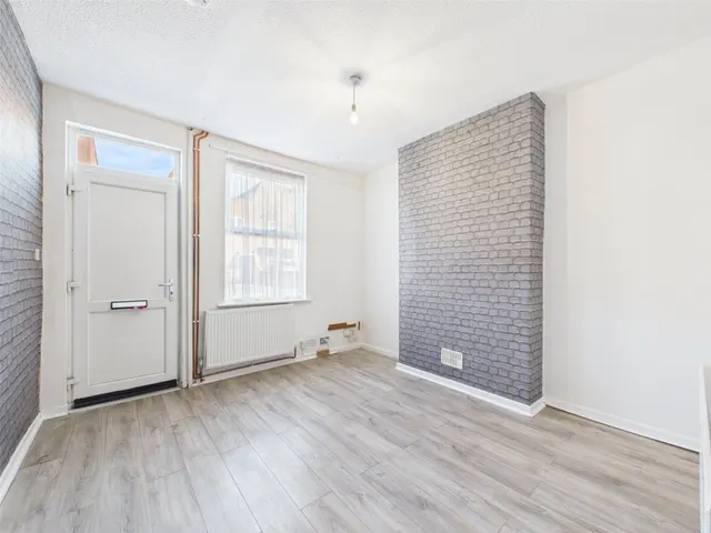 Mansfield Street, Nottingham, NG5, photo 2