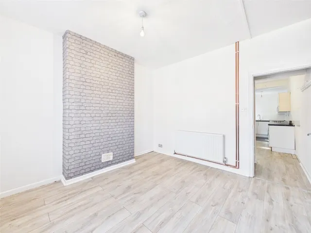 Mansfield Street, Nottingham, NG5, photo 3