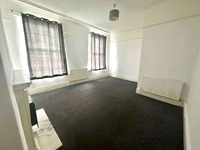 Brougham Road, Wallasey, CH44, photo 2