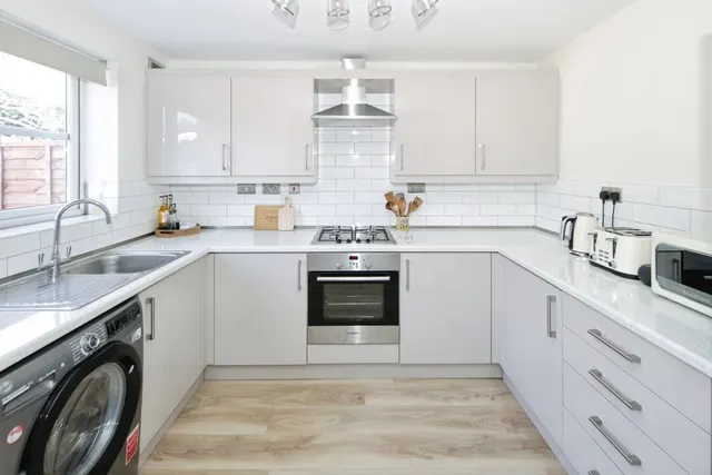 Photo 3 — Radlow Crescent, Birmingham, West Midlands, B37