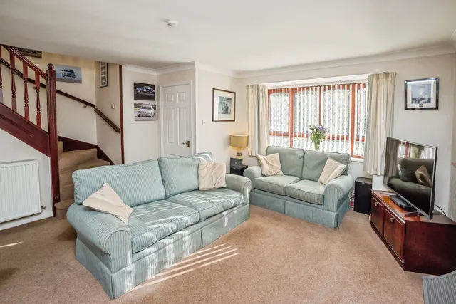 Longfellow Avenue, Deeside, CH5, photo 2