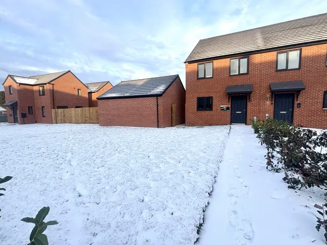 King Charles Gardens, South Hetton, DH6, photo 1