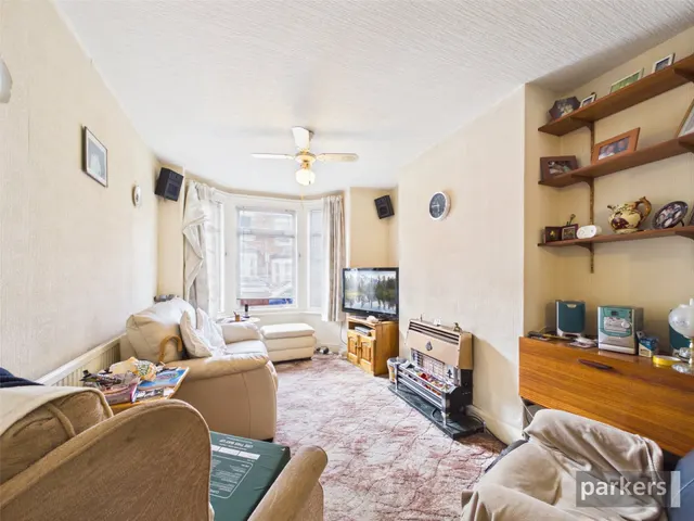 Bishops Road, Reading, RG6, photo 2