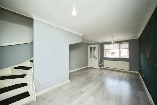 Photo 3 — St. Margarets Court, Taunton