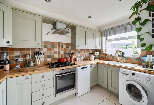 Aldergate Street, Stonehouse, GL10, photo 3