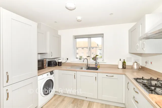 Clay Vale, Faygate, RH12, photo 2