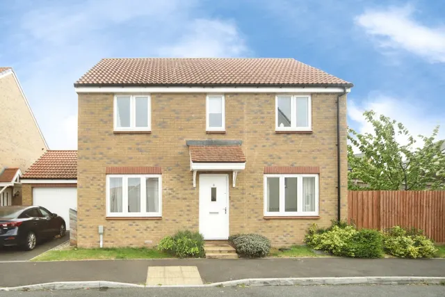 Wigeon Road, Bridgwater, TA6, photo 1