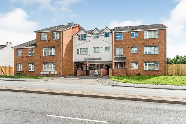 Thorns Road, Brierley Hill, DY5, photo 1