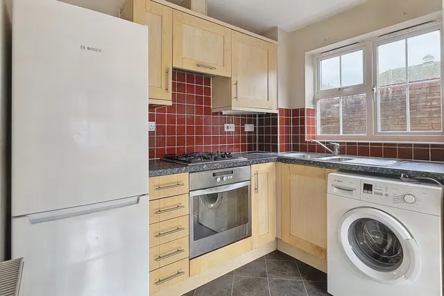Photo 2 — Bryony Drive, Kingsnorth, Ashford