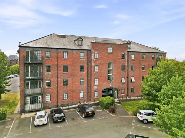 Apartment 19, Boteler Court Elphins Drive, Warrington, WA4 6DU, photo 1
