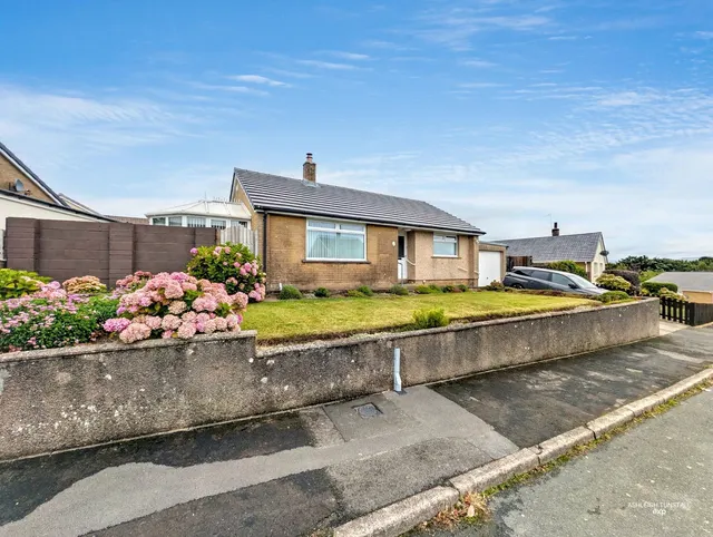 Whitestiles, Seaton, CA14, photo 1
