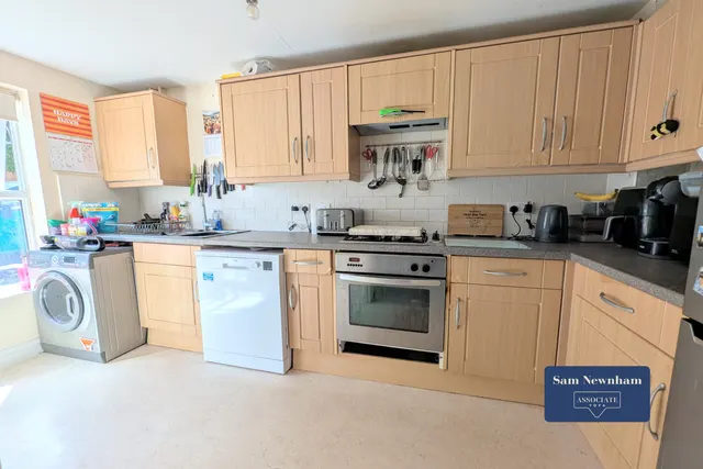 Amherst Place, Ryde, PO33, photo 2