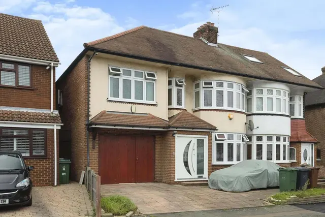 Endlebury Road, London, E4, photo 2