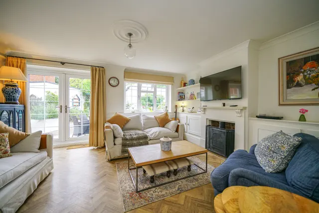 Icknield Way, Tring, HP23, photo 3