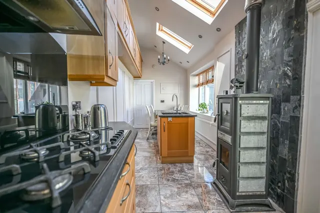 Cliff Terrace, Marske-by-the-Sea, TS11, photo 3