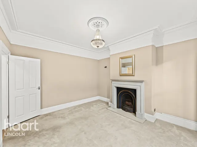CROWN Street, Newark, NG24, photo 3