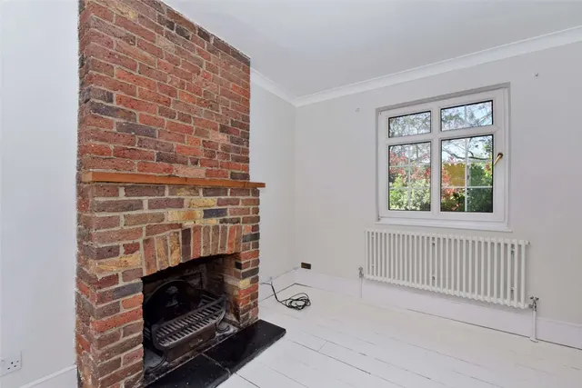 Photo 3 — Oak Lane, Windsor, Berkshire, SL4 5EU