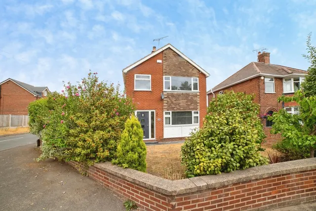 Southwell Road East, Rainworth, Mansfield, Nottinghamshire, NG21, photo 1