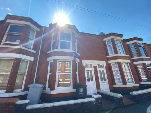 Catherine Street, Crewe, CW2, photo 1
