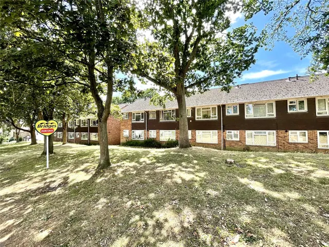 Scotts Court, Sand Hill, Farnborough, Hampshire, GU14 8HU, photo 1