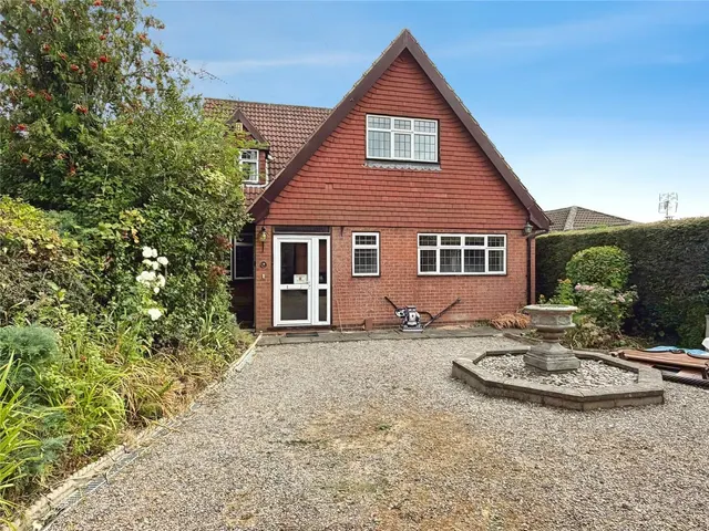 Golden Valley, Horsley Woodhouse, DE7, photo 1