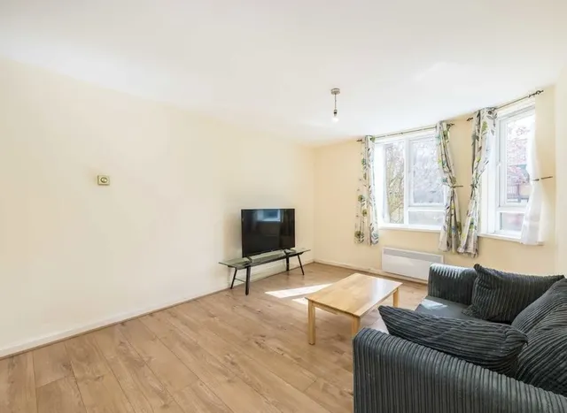 Photo 2 — St. Stephens Road, Hounslow, TW3