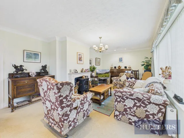 Byefield Grove, East Ayton, YO13, photo 2