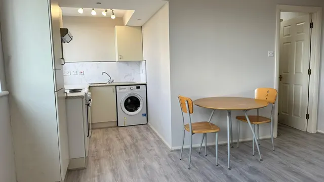 Jubilee Road, Belfast, BT9, photo 3