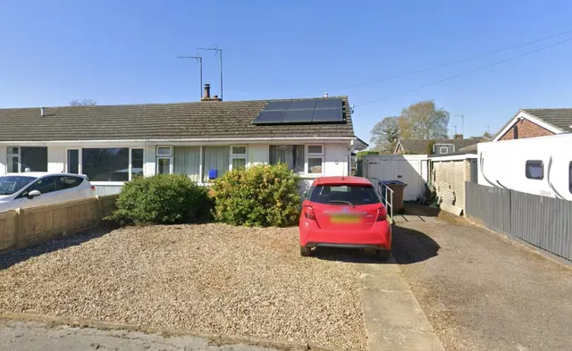 Newcombe Close, Milcombe, OX15, photo 1