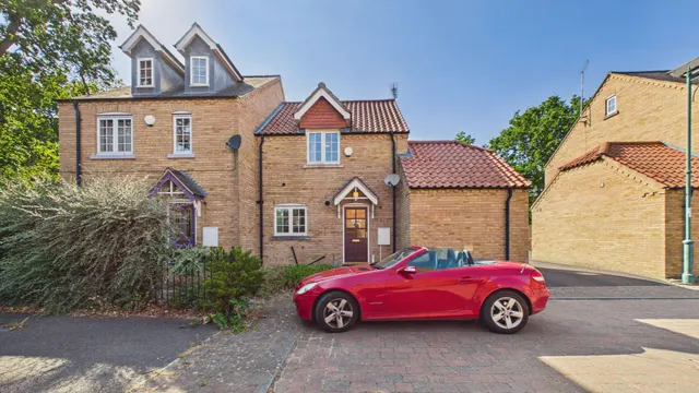 Muntjac Close, Bretton, Peterborough, PE3, photo 1