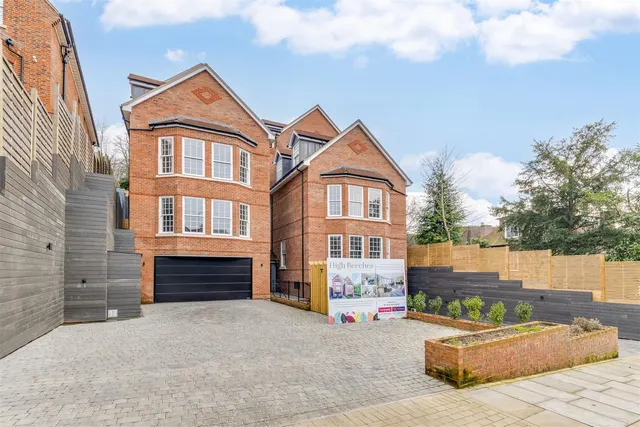 West Heath Road, Hampstead, NW3, photo 1