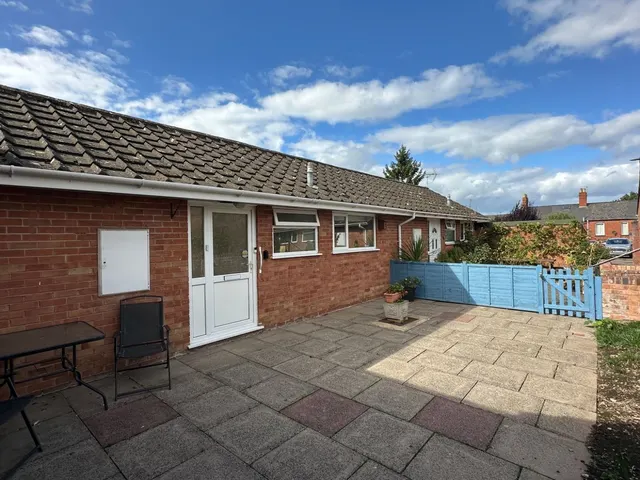 Queens Court, Ledbury, photo 1
