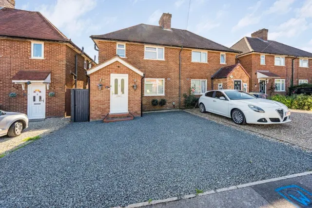 Jubilee Road, Downley, photo 1