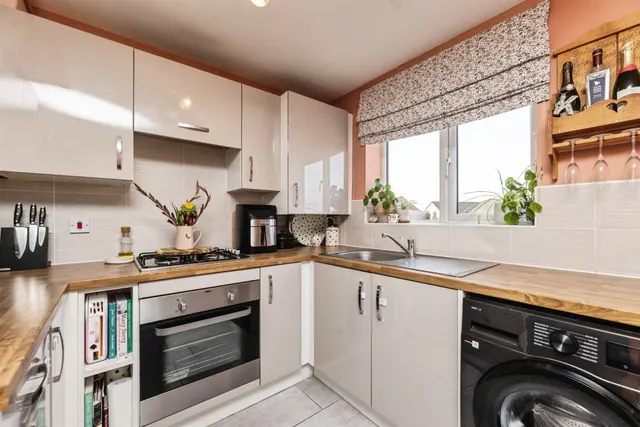 Wedgewood Way, Knottingley, photo 1