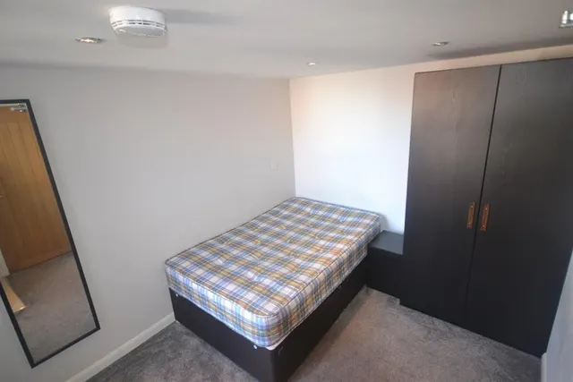 Prince Of Wales Avenue, Reading, RG30 2UR, photo 1