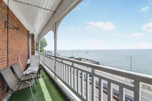Photo 2 — Palmeira Avenue, Westcliff-on-Sea, Essex, SS0