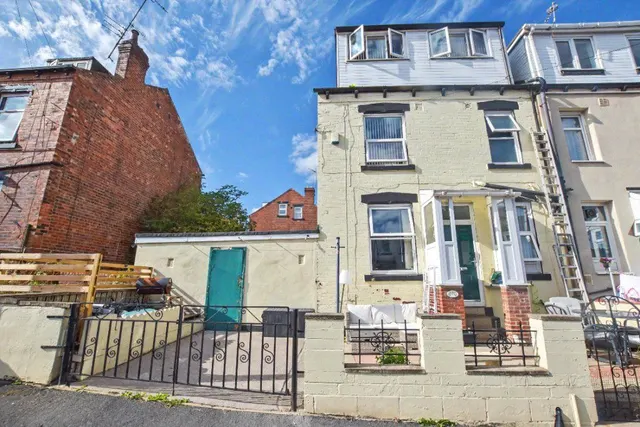 Cobden Avenue, Leeds, LS12, photo 1