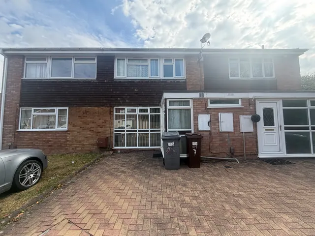 Lewthorn Rise, Wolverhampton, WV4 5EA, photo 1
