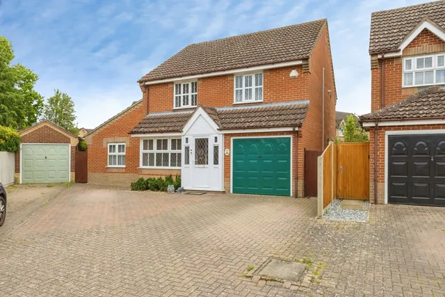 Photo 2 — Thyme Close, Attleborough, Norfolk, NR17