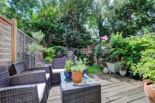 The Croft, Marlow, SL7, photo 3