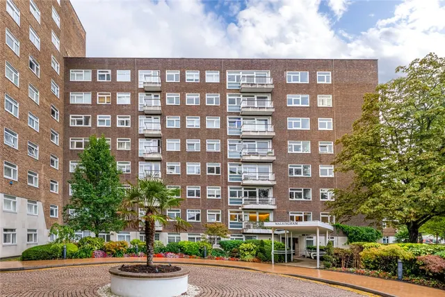 Walsingham, St John's Wood Park, NW8, photo 1