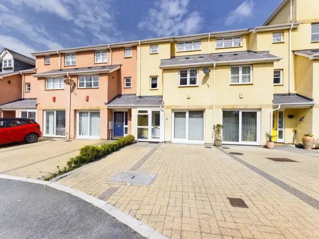 Shaw Way, Mountbatten, PL9, photo 1