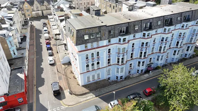St. Martins Avenue, Scarborough YO11 2DA, photo 1